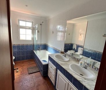 4 bedroom luxury Villa for rent in Nueva Andalucia, Andalusia - Foto 4