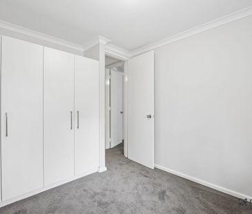 Renovated townhouse - Photo 5