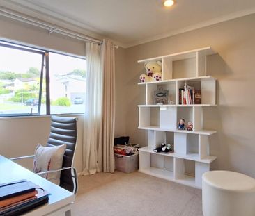 Spacious 5-Bedroom Family home – Prime Albany Location - Photo 6