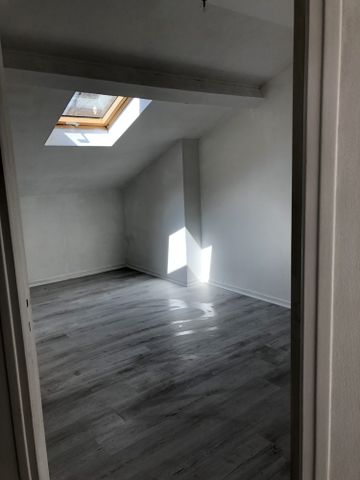 Location Appartement 2 pièces 31m² VILLEURBANNE 69100 - Photo 4