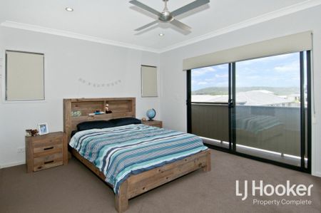 Location, Convenience & Modern Living With Ducted Air Con! - Photo 4