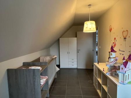 Ruim duplex appartement met 4 slpks en prachtig terras ! – Verlinden Vastgoed - Photo 4