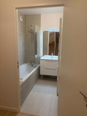 4 pièces - 73,75 m² - 1er étage - Colocation non autorisée - Photo 4