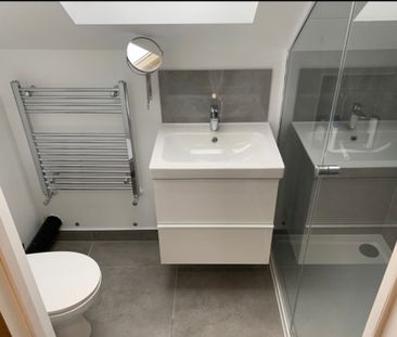 7 Bed Terraced House, Queenscourt, HA9 - Photo 6