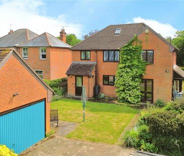 4 bedroom detached house to rent - Photo 4