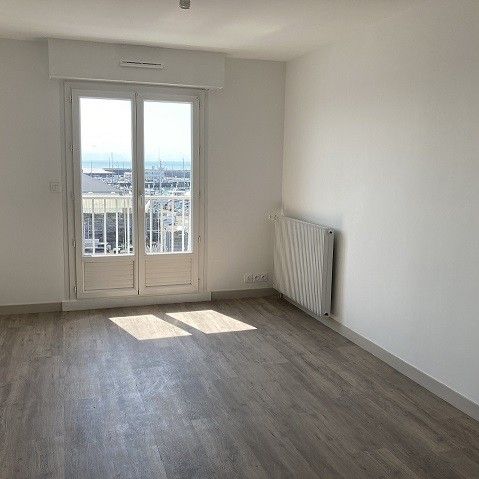 Location Appartement 2 pièces 35m² GRANVILLE 50400 - Photo 1