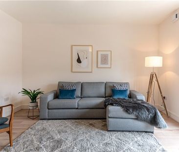 Shackleton Plaza, Lucan, Co. Dublin, CODUBLIN - Photo 4