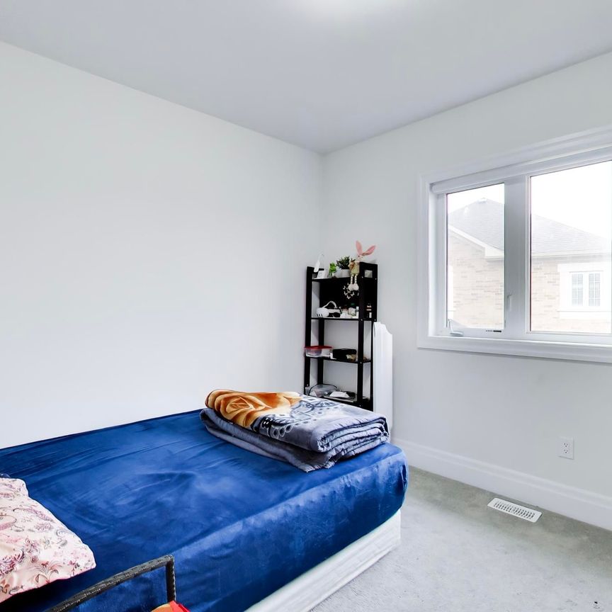 For Lease - 5 Rosewell Crescent, Halton Hills, Ontario - Photo 1
