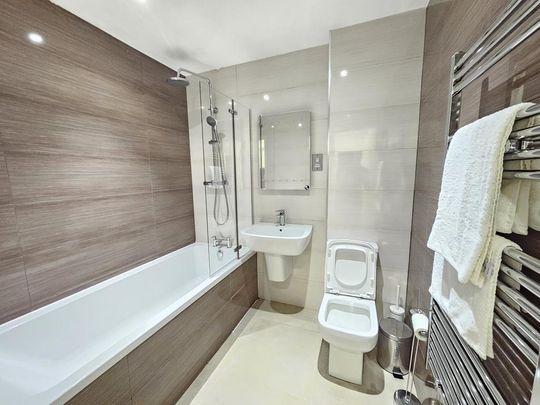 3 bedroom maisonette to rent - Photo 1