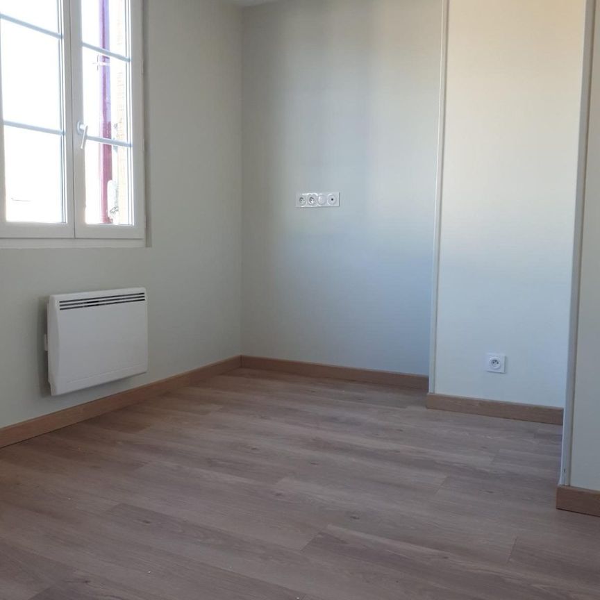 APPARTEMENT DUPLEX - 44 m² LE BREUIL EN AUGE - Photo 1