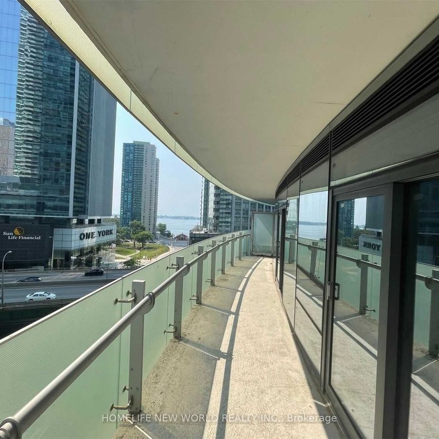 For Lease - 14 York Street Unit# 601, Toronto, Ontario - Photo 1