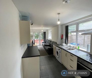 2 bedroom flat to rent - Photo 6