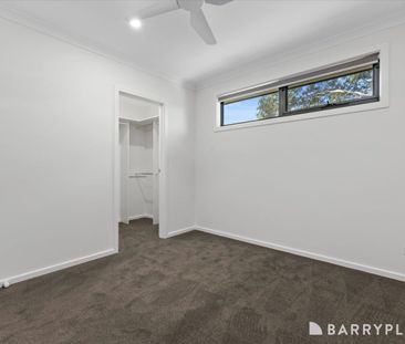 Brand New Family Home in Prime Mooroolbark Location - Photo 4