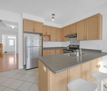 For Lease - 121 Christian Ritter Drive, Markham, Ontario - Photo 2