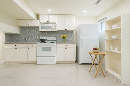 For Lease - 77 Wheelwright Drive Unit# Basement, Richmond Hill, Ontario - Photo 4