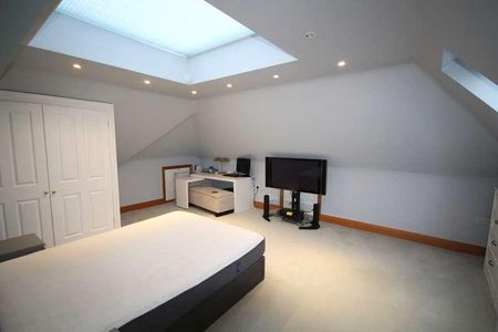 Layters Green Lane, Chalfont St Peter, SL9 - Photo 4