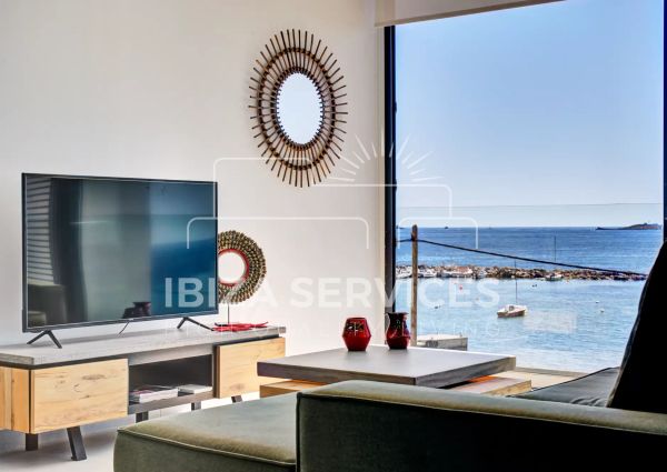 2.1 Aqua 2 Bedroom 2-bathroom apartment