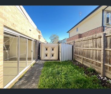 6/8 Pine Crescent, Boronia, Vic 3155 - Photo 1