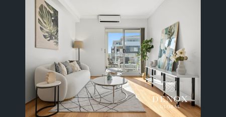 Luxury Two Bedroom Two Bathroom One Car Park Apartment available now! - Photo 2