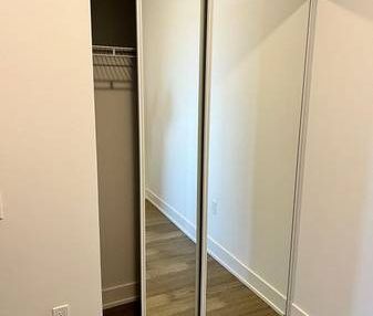 Burnhamthorpe and Robert Speck Brand New 2Bdrm 1Parking 1Locker - Photo 2