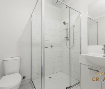 BEAUTIFUL TOWNHOUSE IN SUNSHINE - Photo 4