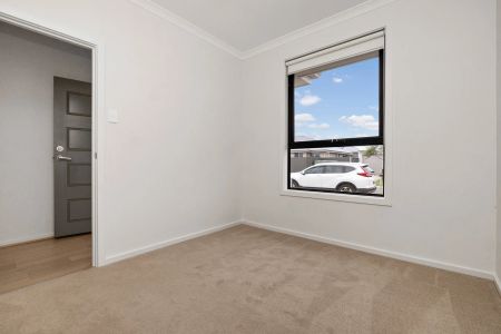 Modern Family Living in a Fast-Growing Eyre Community - Photo 5