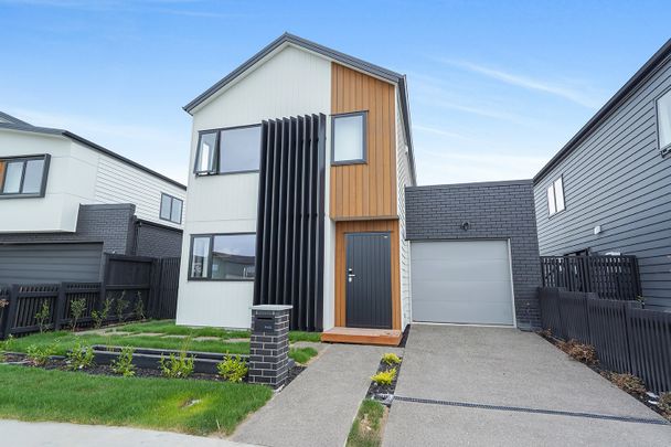 Introducing this stunning, brand new three-bedroom, two-bathroom home, expertly crafted by the reputable Friendship Builders. - Photo 1