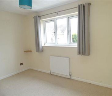 2 bedroom semi-detached house to rent - Photo 2