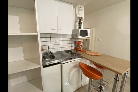 Studio 18m² Meublé / VANDOEUVRE BRABOIS - Photo 3