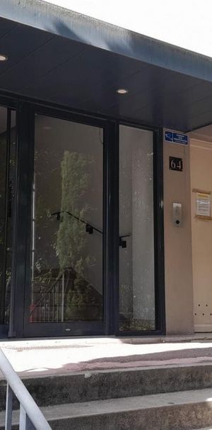 Location Appartement 1 pièce Meublé 11m² ANTONY 92160 - Photo 1