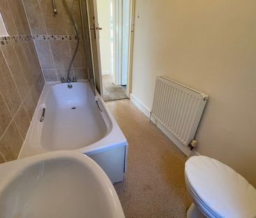 Woodlands Crescent - Photo 2