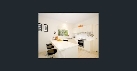 3-Bedroom Townhouse with Study in Prime Location - Photo 3