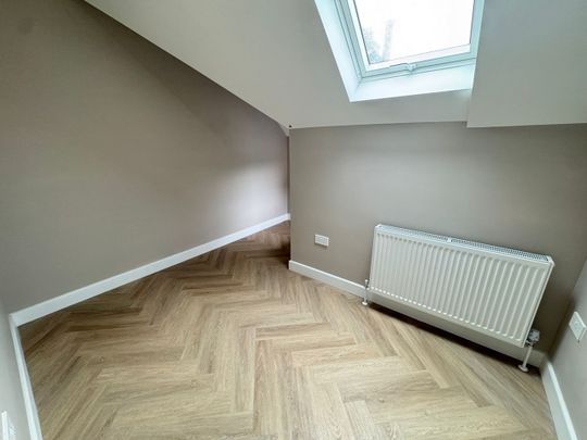 3 Bed Flat, High Road, N12 - Photo 1