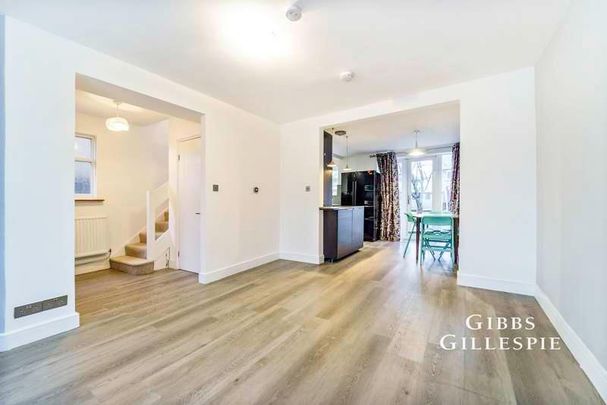 Syon Lane, Isleworth, TW7 - Photo 1