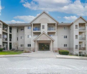 3000 SANDWICH Unit# #110 | 3000 SANDWICH Unit# #110, Windsor - Photo 1
