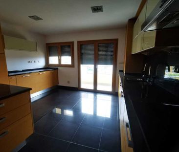 3 Bedroom Apartment with parking, Amoreira, Cascais - Photo 6