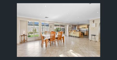 Family Home Close to Prestons Shopping Mall - Photo 2