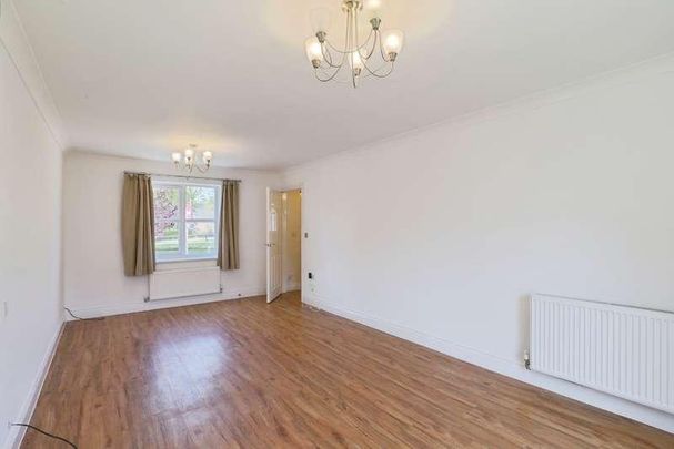 Mildenhall Way, Gloucester, GL2 - Photo 1