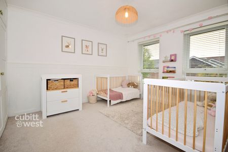 3 bedroom detached house to rent - Photo 4