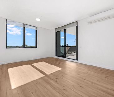 North Facing 2nd Floor Affordable apartment %25 below market rent - Photo 2