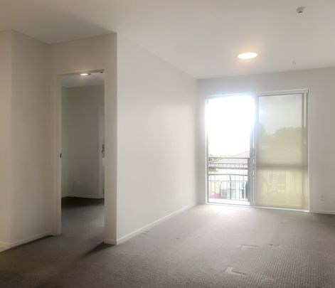Modern Living - Photo 1
