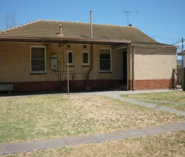 Convenient Living in the Heart of Findon - Photo 1