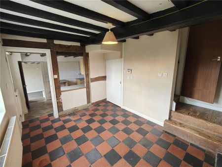 3 bedroom detached house to rent - Photo 2