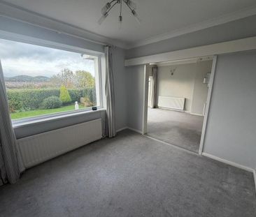 2 bedroom detached bungalow to rent - Photo 2