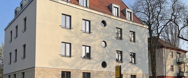 Familienfreundliche 4-Raumwohnung mit Balkon, 2 Bädern und offener Küche! - Photo 1