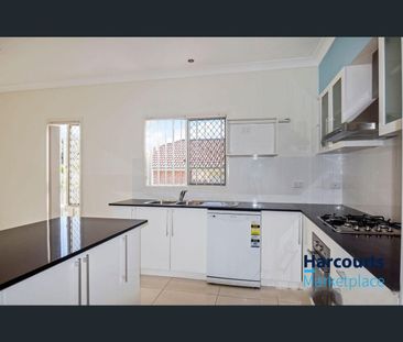 629 Archerfield Road, Forest Lake, Qld 4078 - Photo 1
