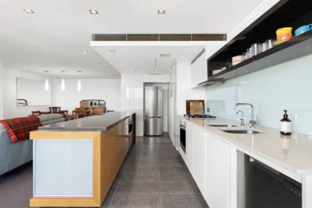 1003/21 Elizabeth Bay Road,Elizabeth Bay,New South Wales 2011, Sydney - Photo 4