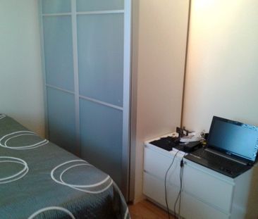 3 Bed Flat, Skyview Apartments, CR0 - Photo 3