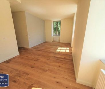 Location Appartement 3 pièces 70m² MULHOUSE 68200 - Photo 2