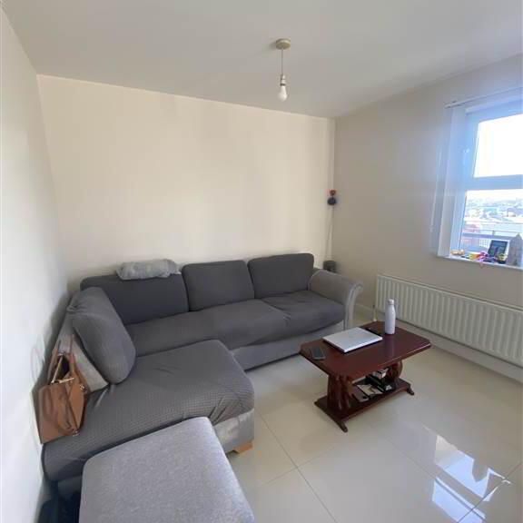 College Central, 904, 4 College Avenue, Belfast, BT1 6AA - Photo 1